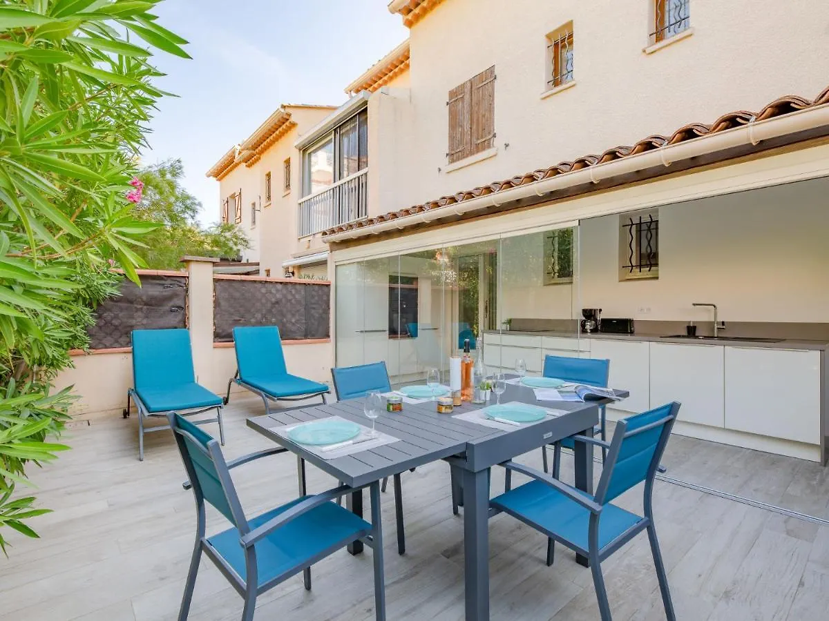 Apartment Le Mas Des Calanques-2 By Interhome Saint Aygulf