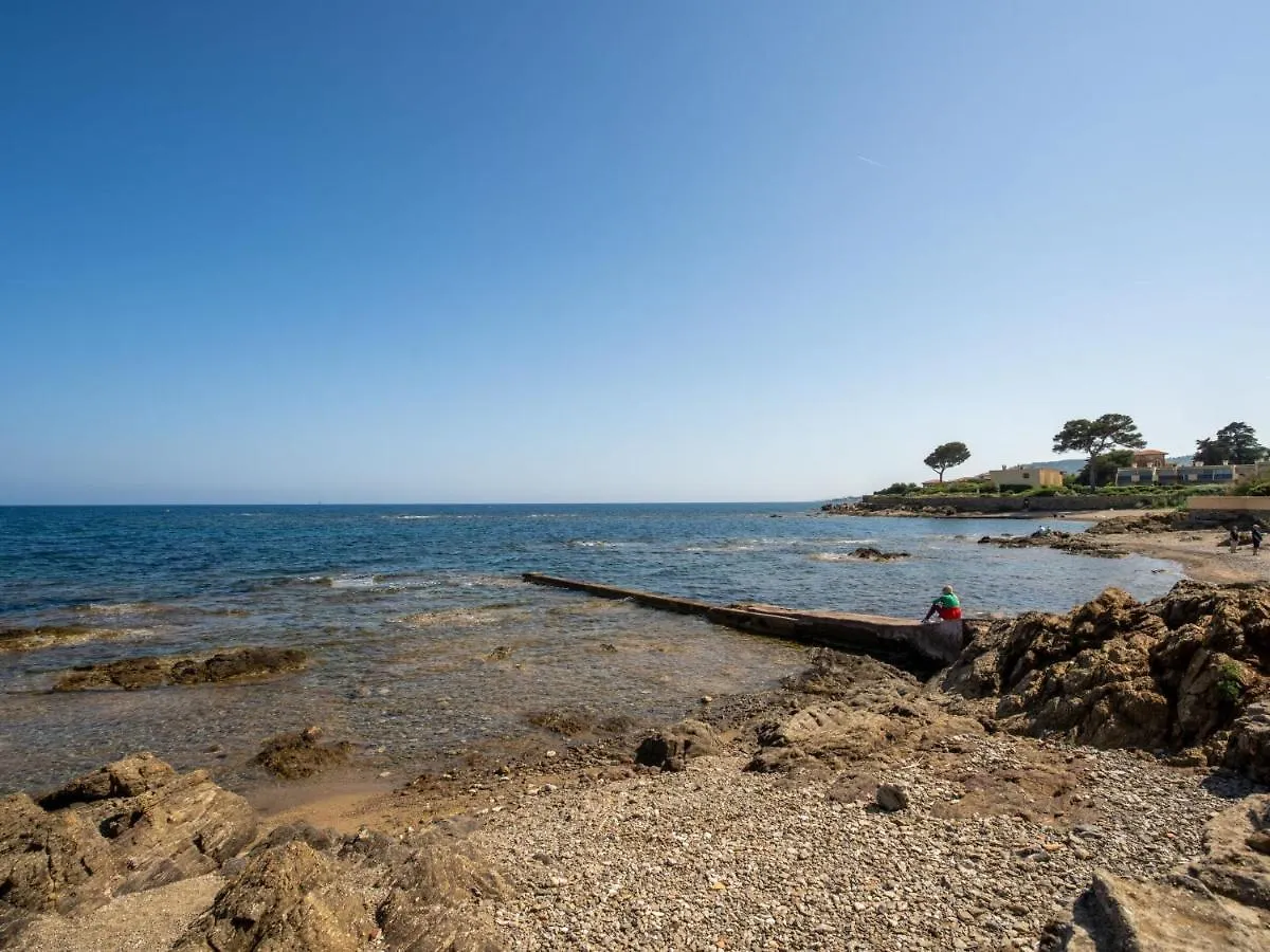 Apartment Le Mas Des Calanques-2 By Interhome Saint Aygulf