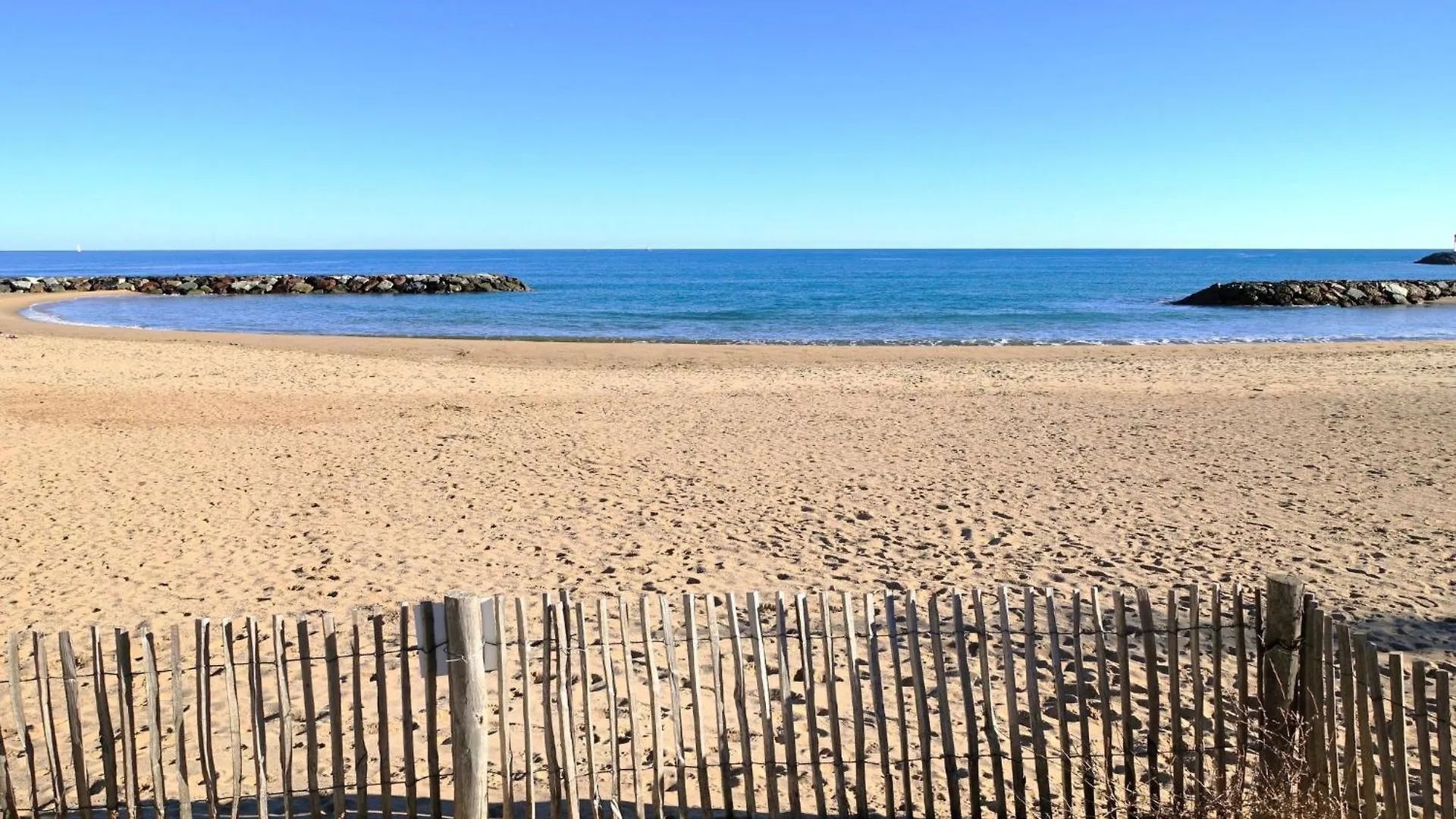 Apartment Le Mas Des Calanques-2 By Interhome Saint Aygulf 0*,  France